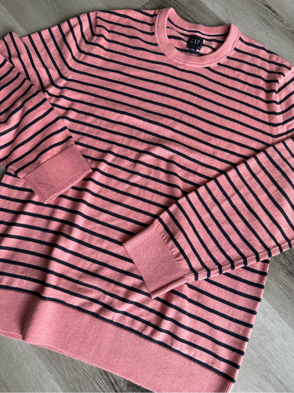 NEW Unisex GAP Pink and Navy Striped Crewneck Cotton Sweater, Women’s Size L